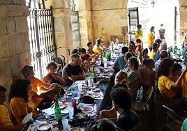 Iazko auzo bazkaria Uribarrin.