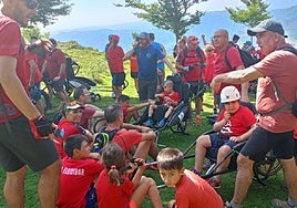 Primera excursión realizada Xoxote con menores con distrofia muscular de Duchenne, el pasado año.