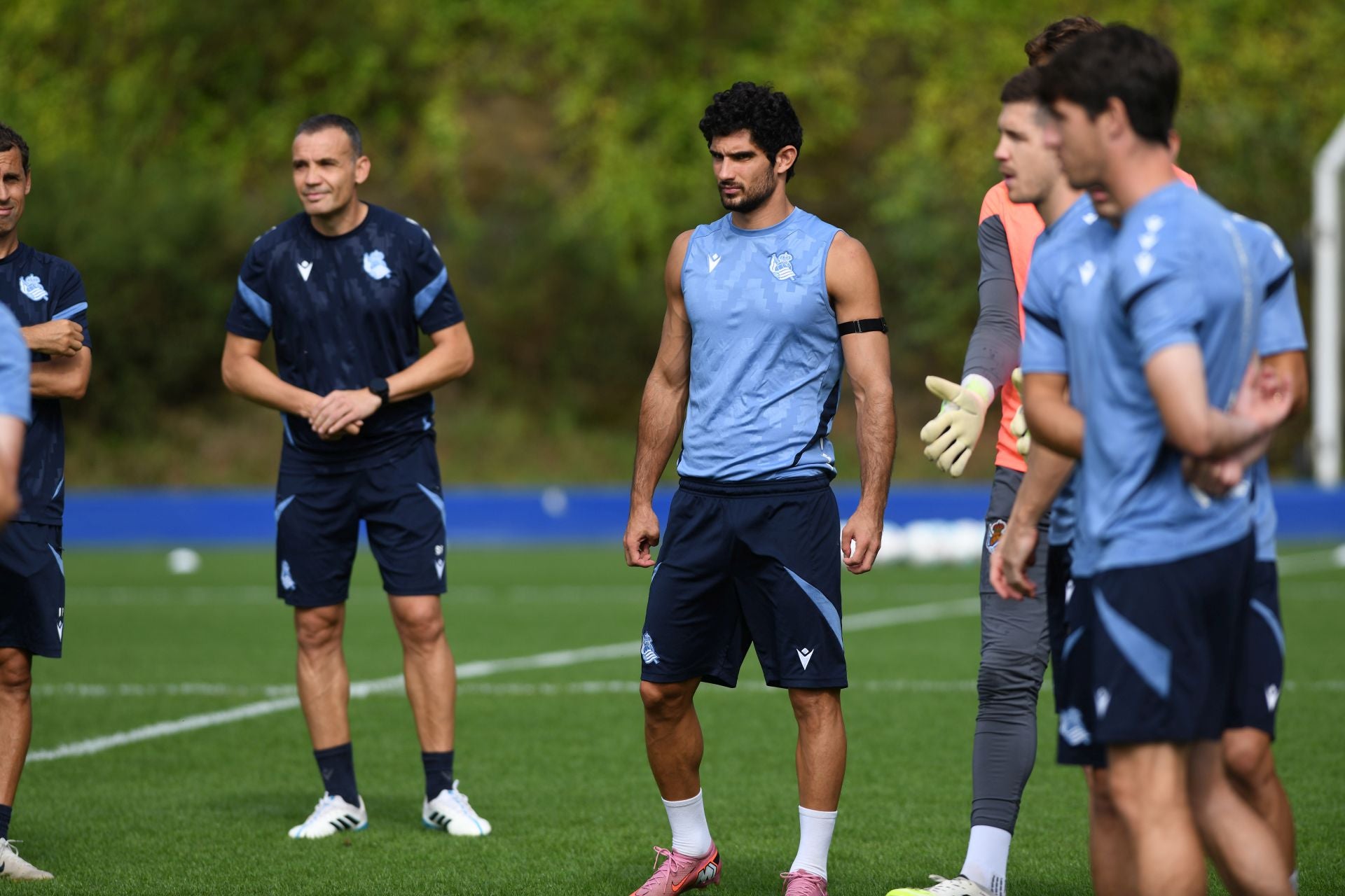 29 realistas a las órdenes de Sergio