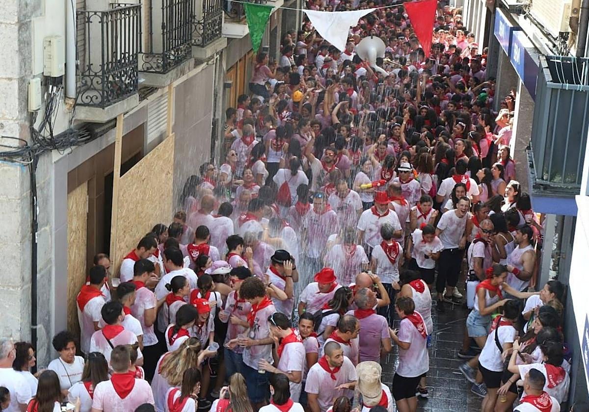 El objetivo del plan es que vecinos y visitantes disfruten de las fiestas en un ambiente seguro y tranquilo.
