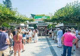 Nueva jornada de carreras de caballos en el Hipódromo.