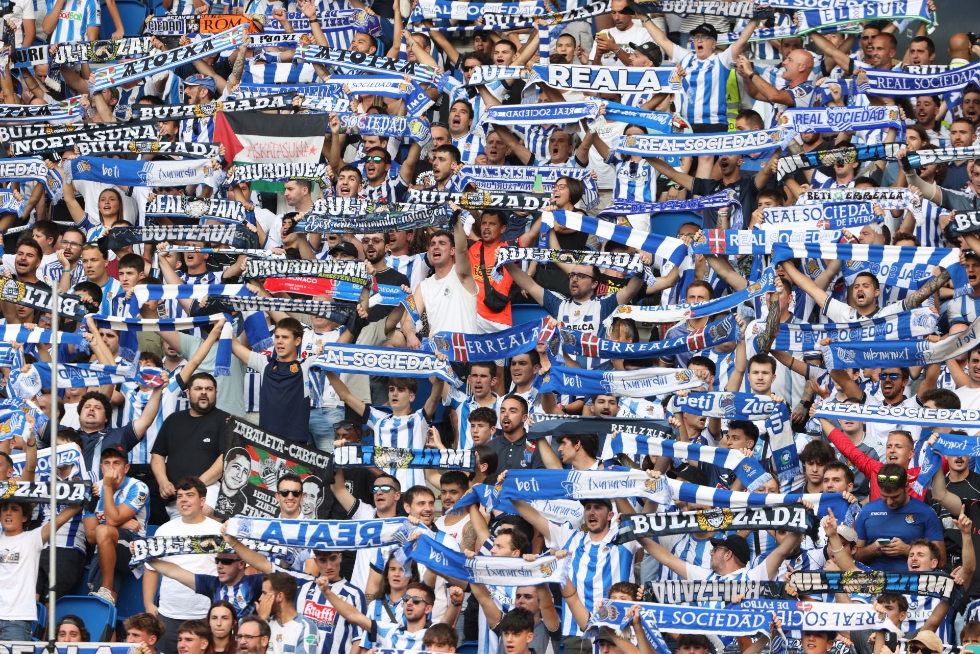 ¿Has estado en Anoeta? ¡Búscate en la grada!
