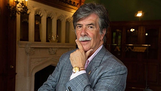 «La Inteligencia Artificial te escribirá una poesía, pero no tiene creatividad ni sabe que va a morir»