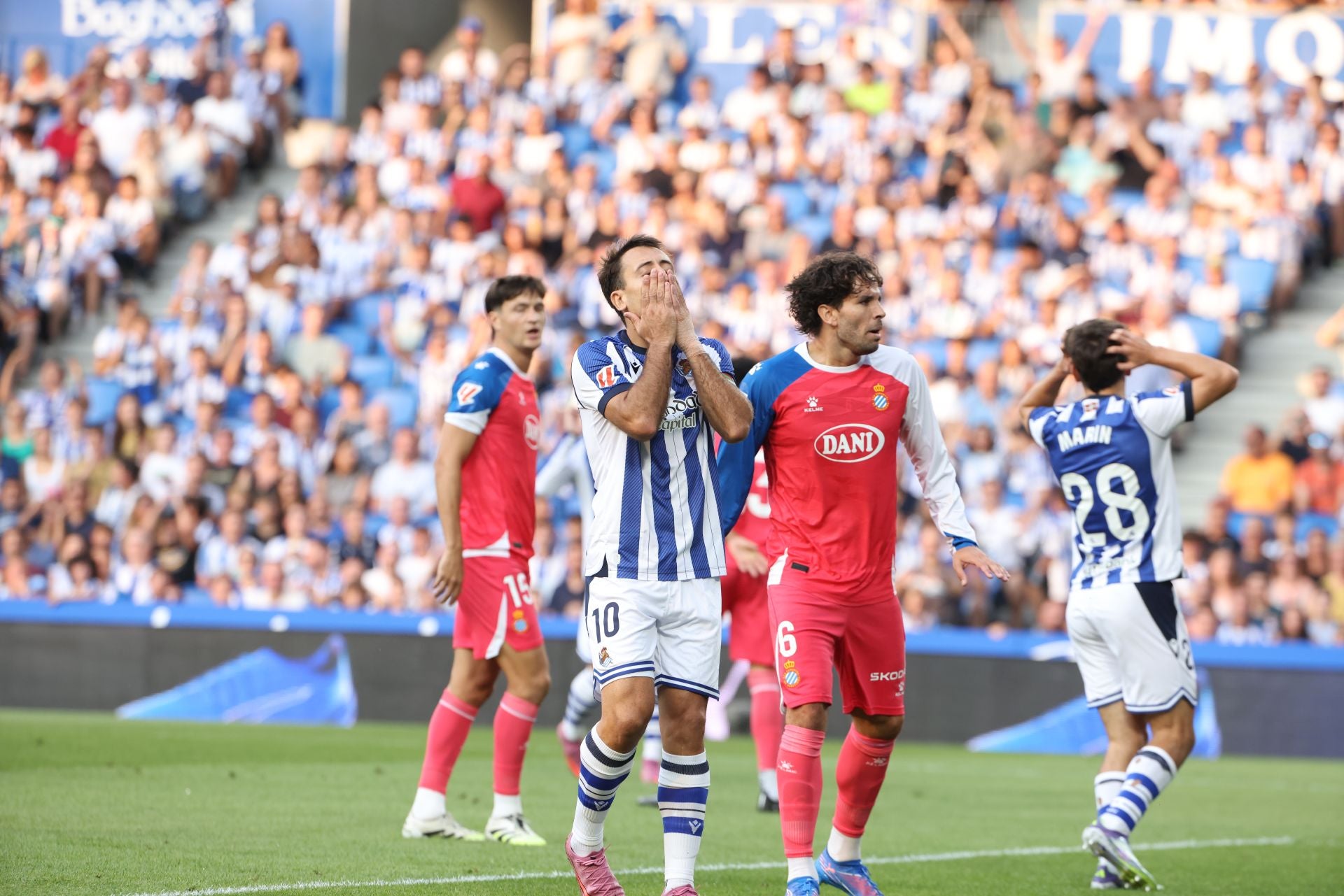 Las mejores imágenes del Real Sociedad - Espanyol