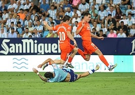 Mariezkurrena y Orobengoa, en una acción de ataque.