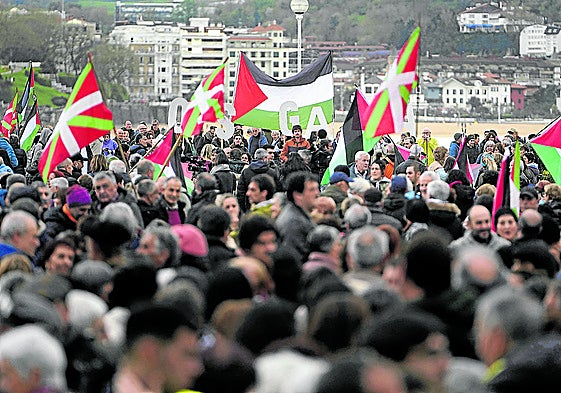 Protesta a favor del pueblo de Palestina en San Sebastián