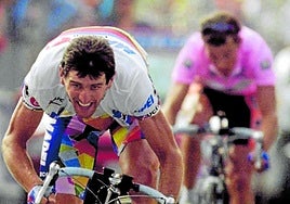 Momento en el que Olano arrebata la maglia rosa a Tonkov en el Pordoi en 1996.