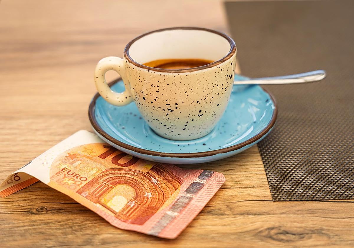 El efecto café: los pequeños gastos que vacían tu bolsillo
