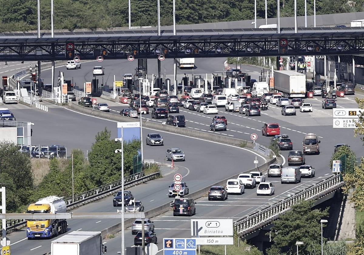 El tráfico este sábado fue más fluido en el entorno de Biriatu.