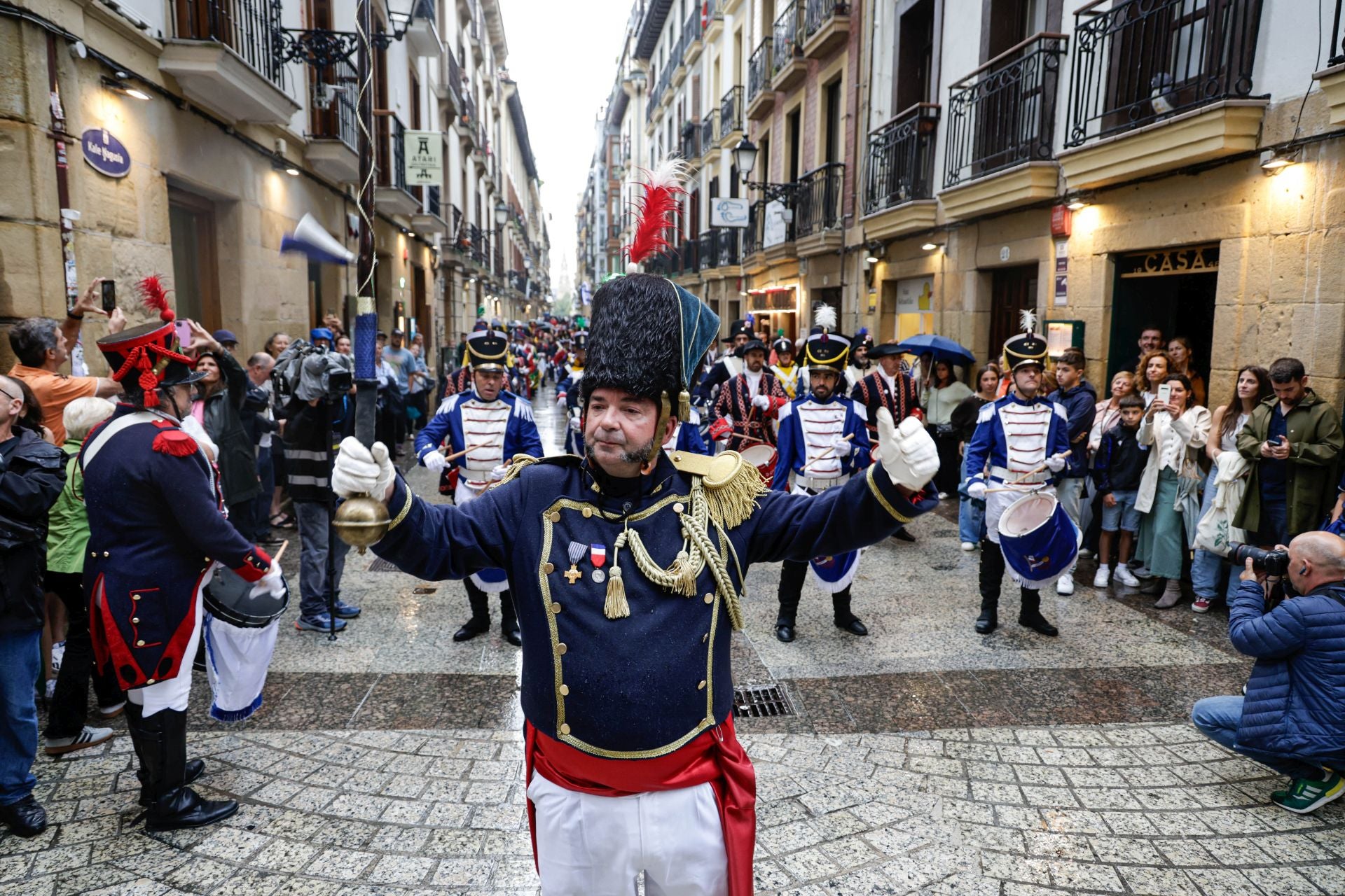 Batalla y apagón en Donostia