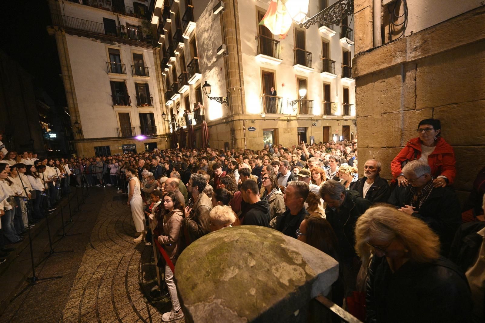 Batalla y apagón en Donostia