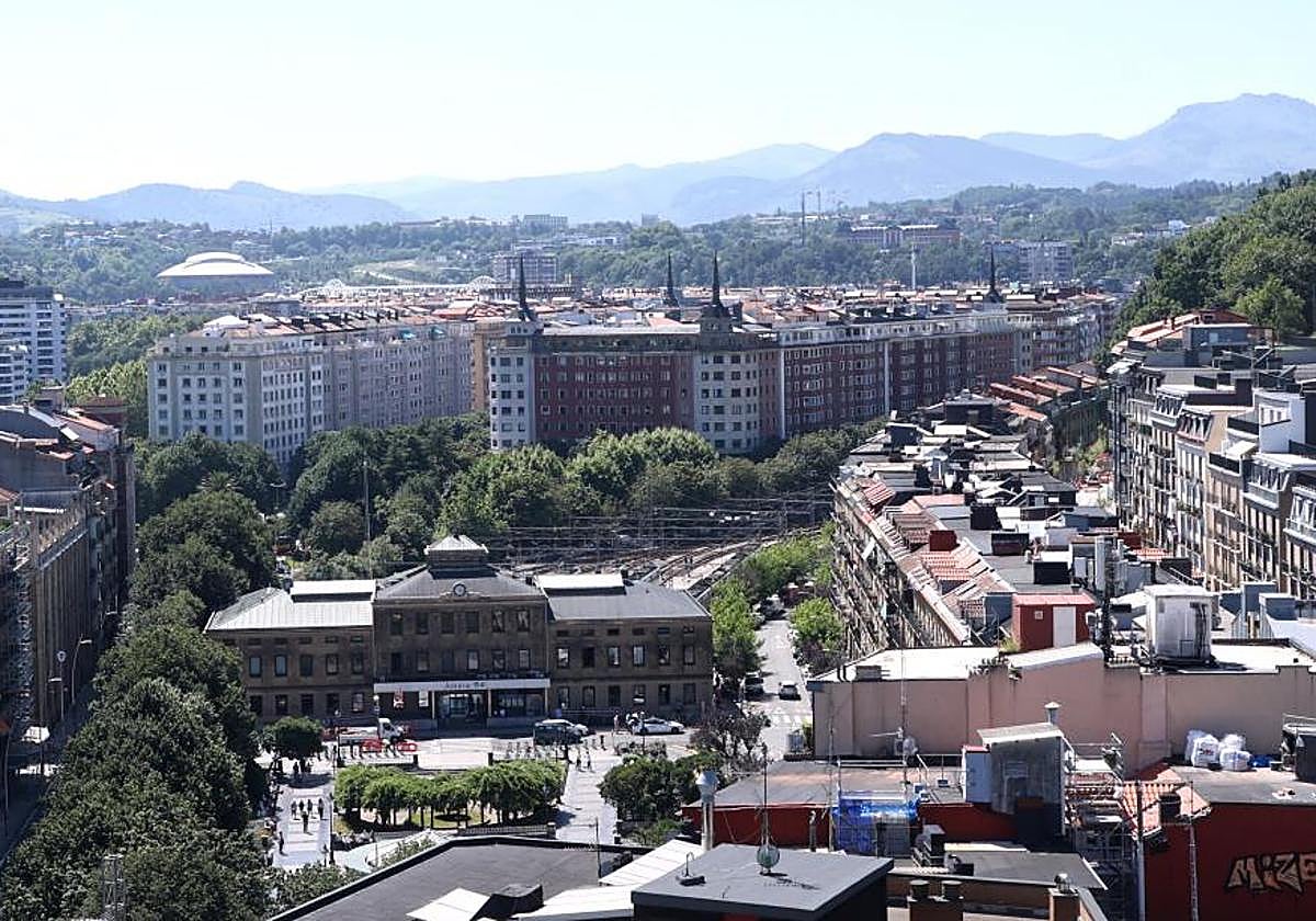 Vista general de viviendas de San Sebastián.