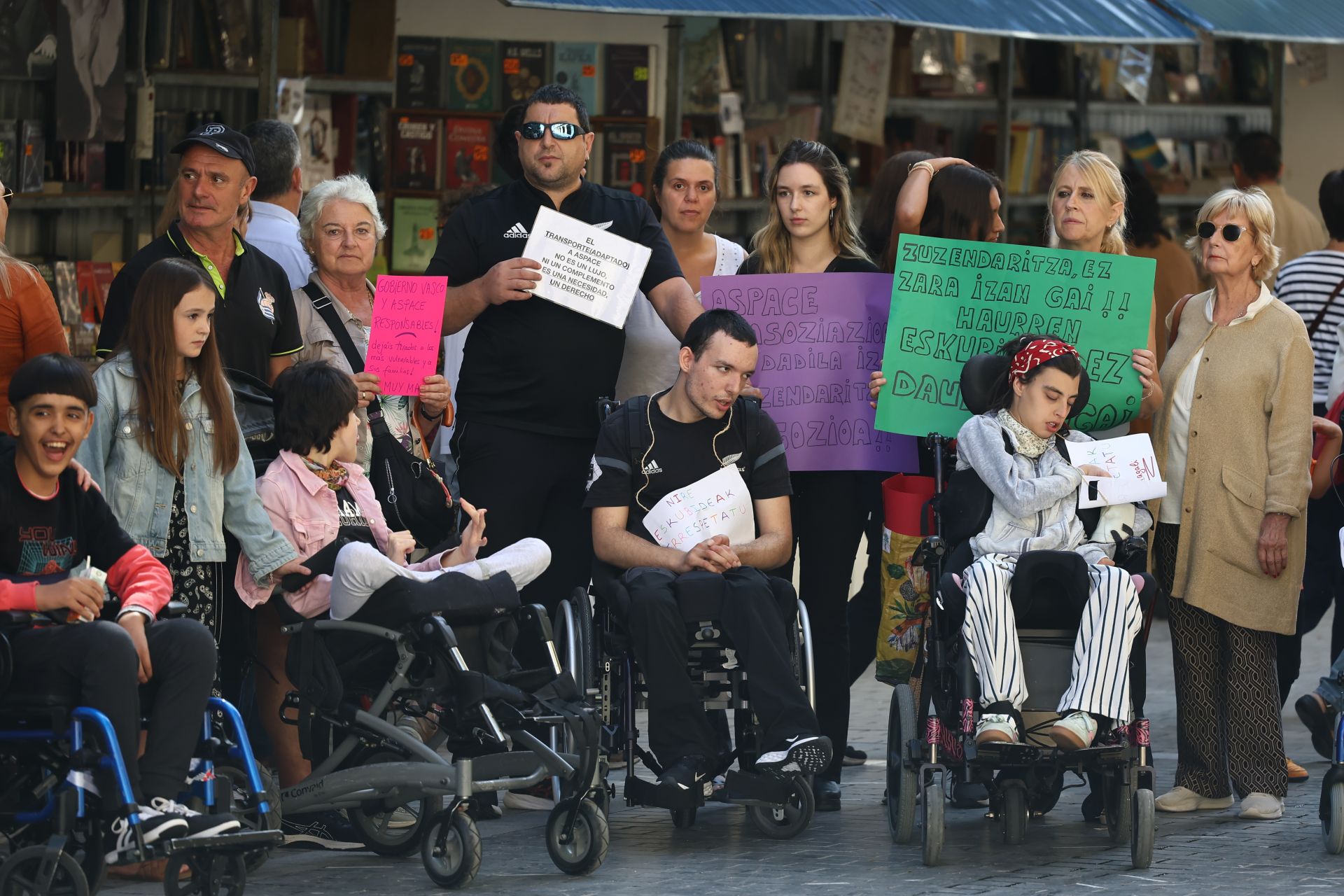 Las familias de Aspace se han concentrado en Donostia