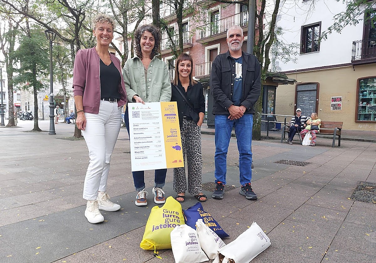 Presentación de Merkataritza Festa celebrada en Plaza Berri.