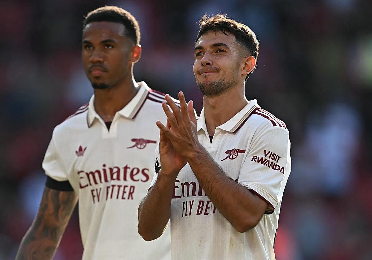 Zubimendi celebra la victoria de su Arsenal ante el United