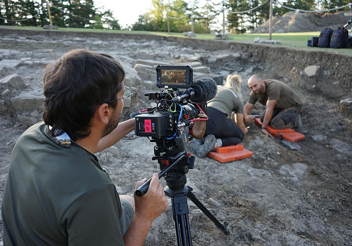 'Eraukon, Eskuaren mintzoa' film-dokumentaleko grabazio unea.