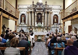 Iglesia de Madariaga durante una ceremonia.