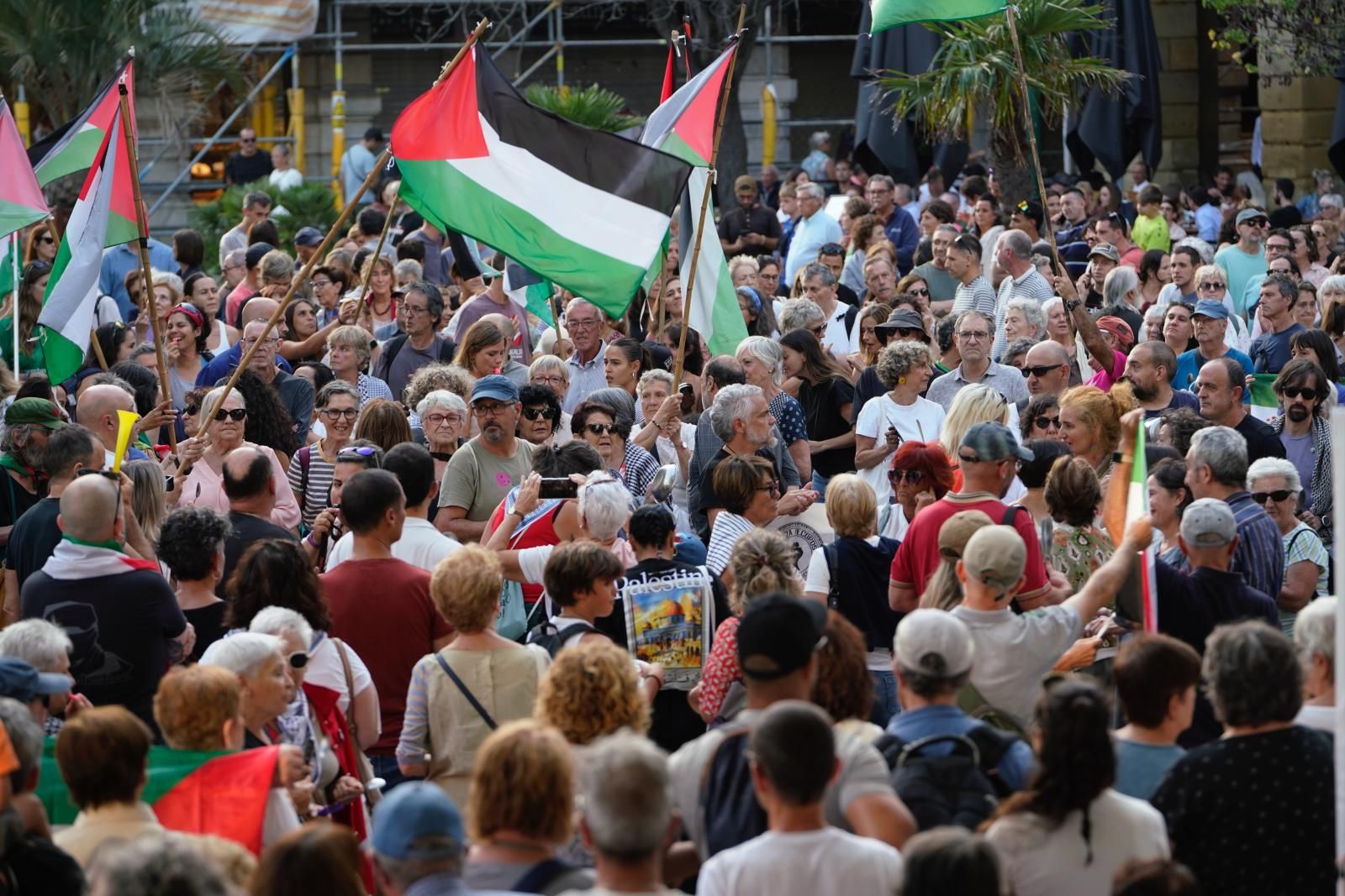 Gipuzkoa &#039;retumba&#039; contra la guerra en Gaza