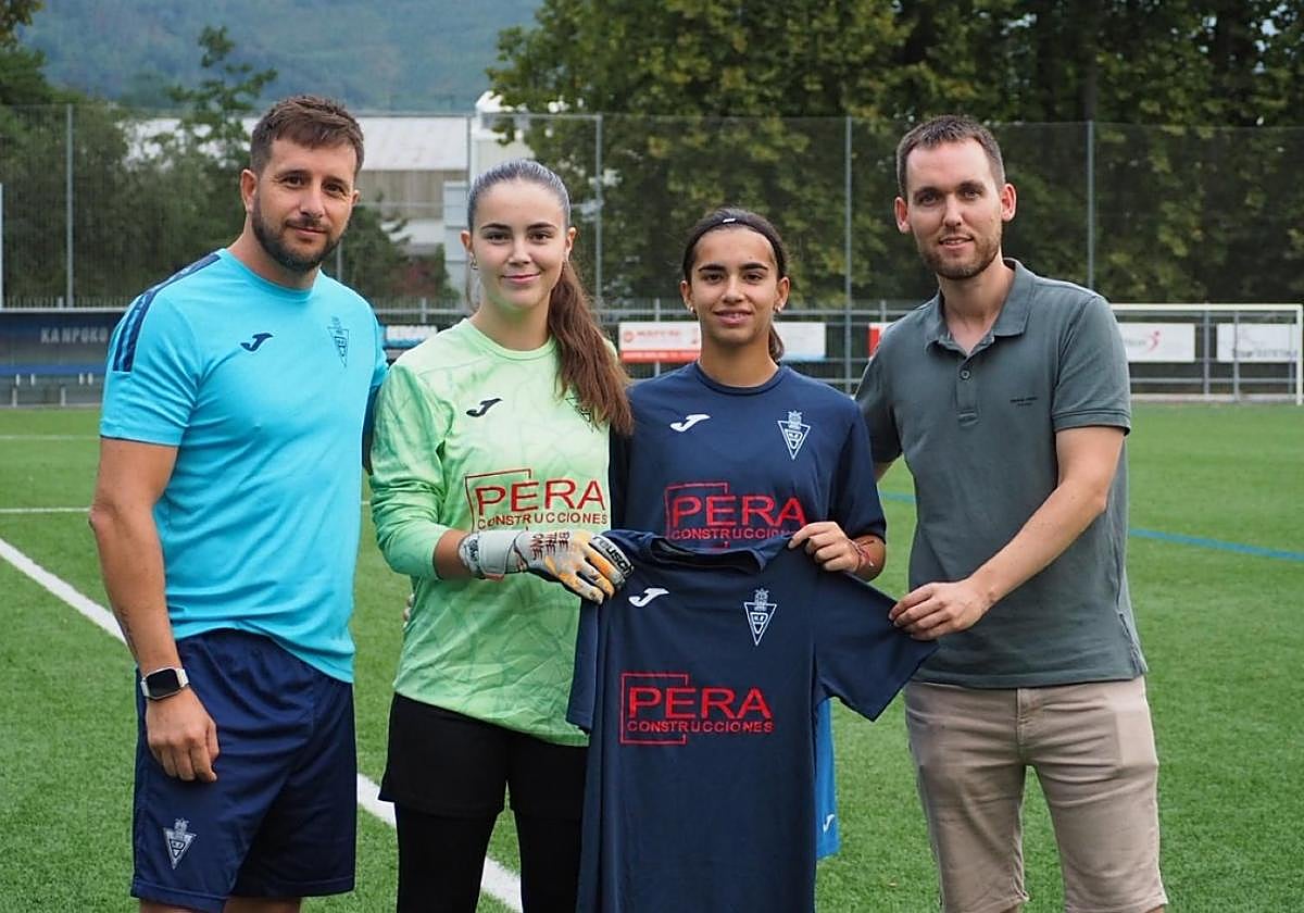 Los refuerzos txantxikus del femenino con Eider Urzelai en la portería y la extremo Ane Goitia.
