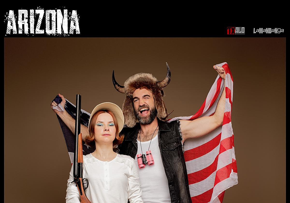 Aitziber Garmendia y Jon Plazaola, en el cartel de la obra.