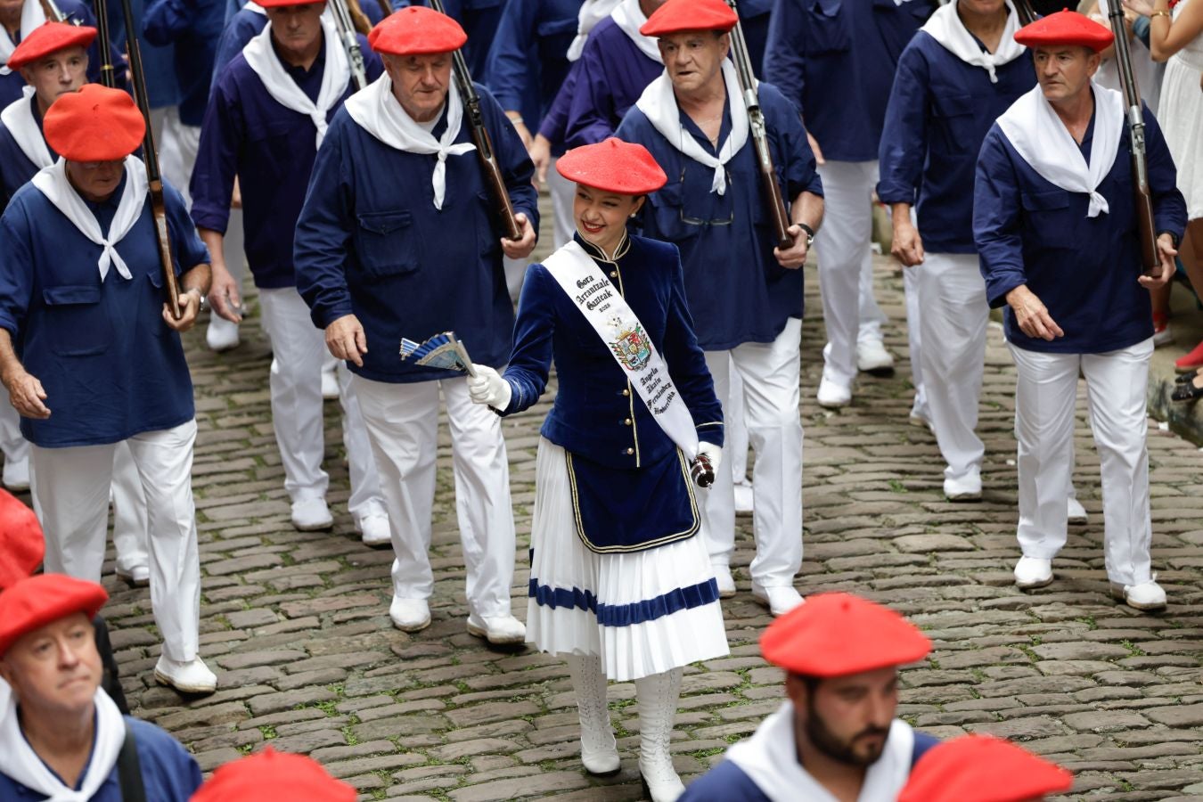 Gora Arrantzale Gazteak. Angela Alcain Fernández.