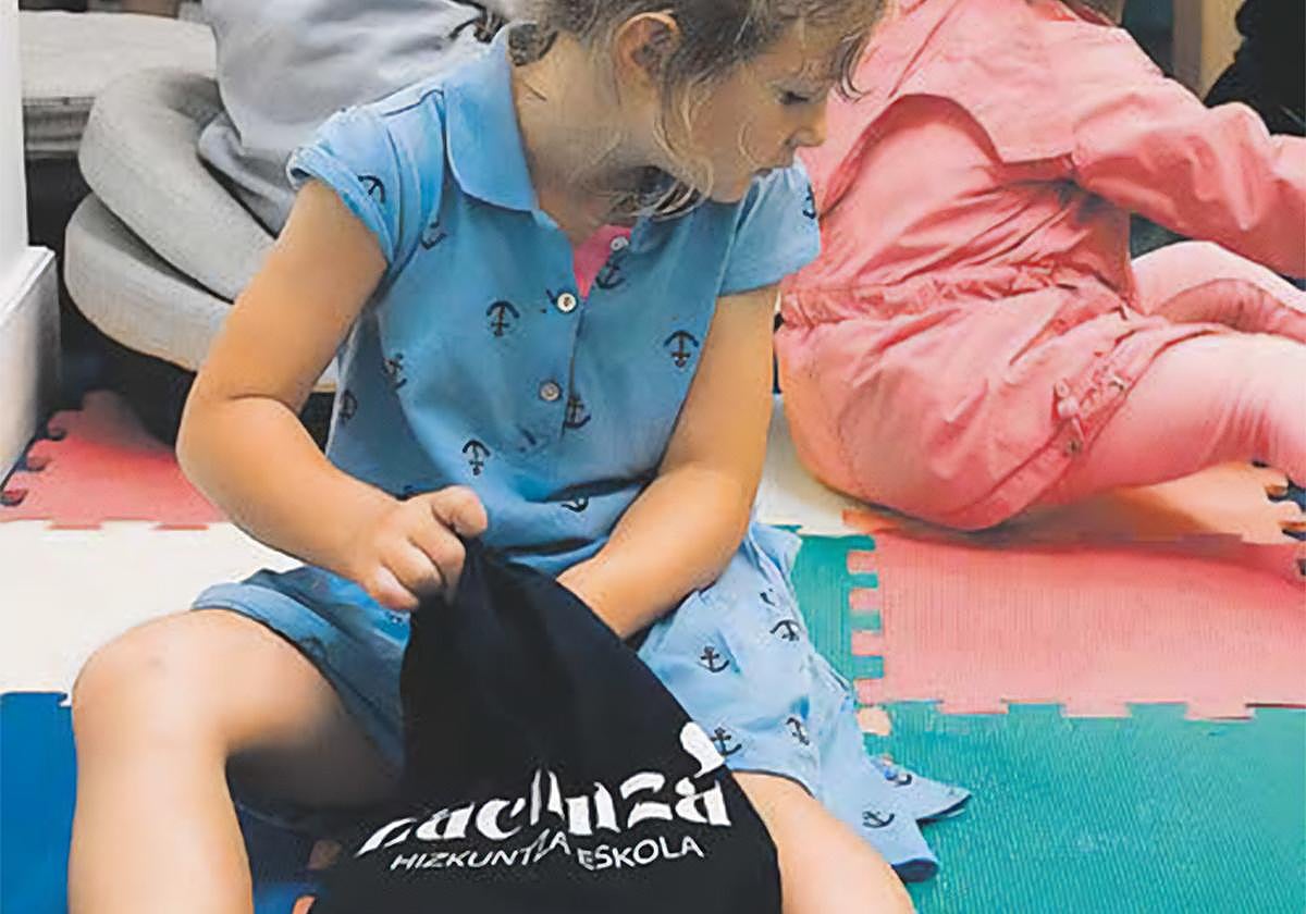 En Lacunza apuestan por el multilingüismo, por eso los alumnos tienen un 50 % de descuento en el segundo idioma