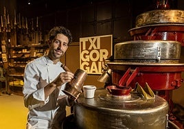 Armintz Gorrotxategi gozogilea familiakoa den museoan, bertan txokolatearen eta argizariaren historia azaltzen dute.