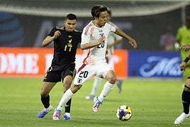 Pineda persigue a Kubo durante el reciente México-Japón disputado en EE.UU