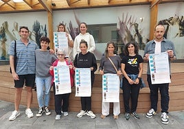 Responsables municipales y de colectivos que participan en la iniciativa 'Emakumeak eta kirolak'.