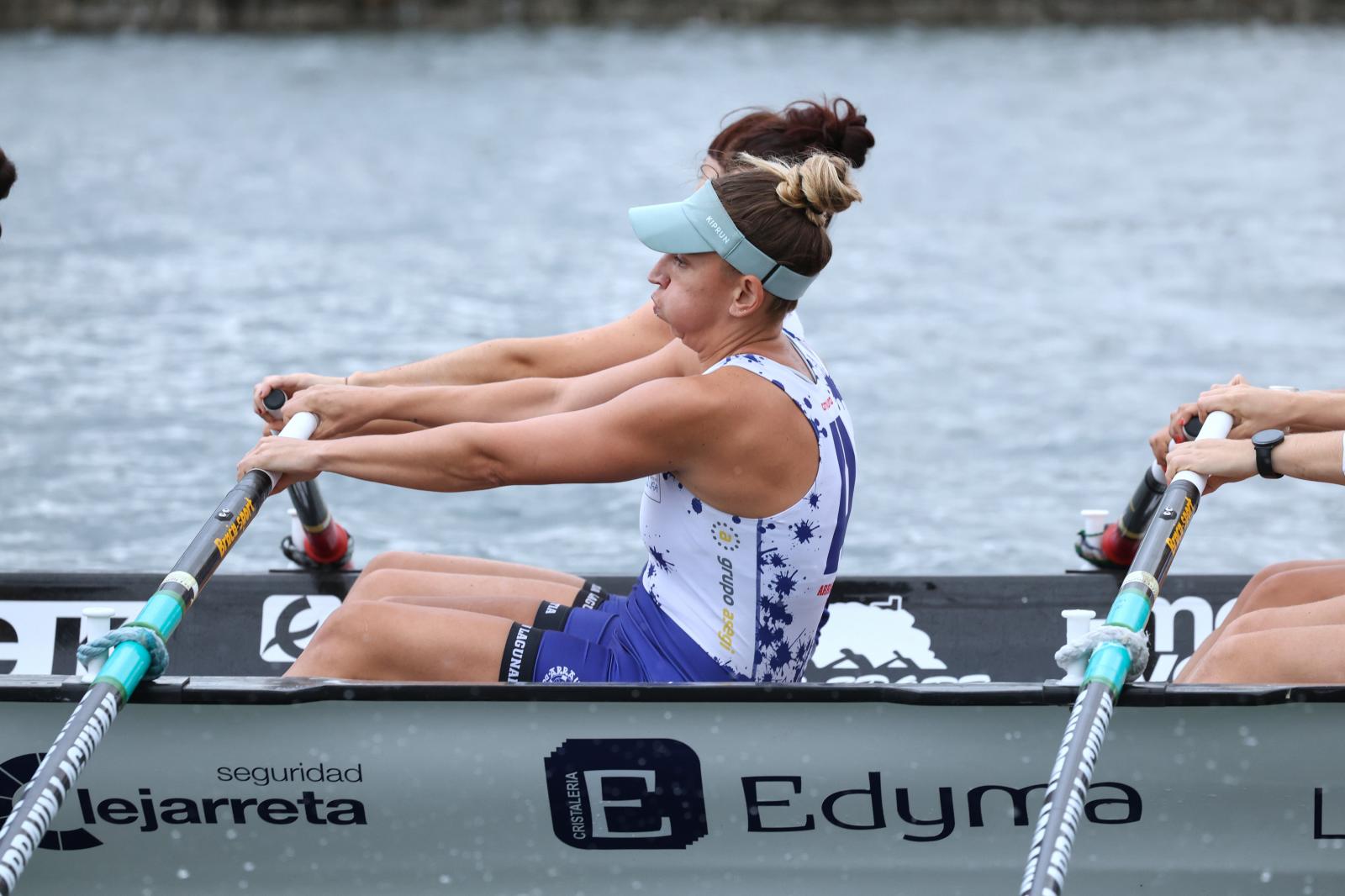 Arraun invita a DV a compartir un entrenamiento antes de la regata