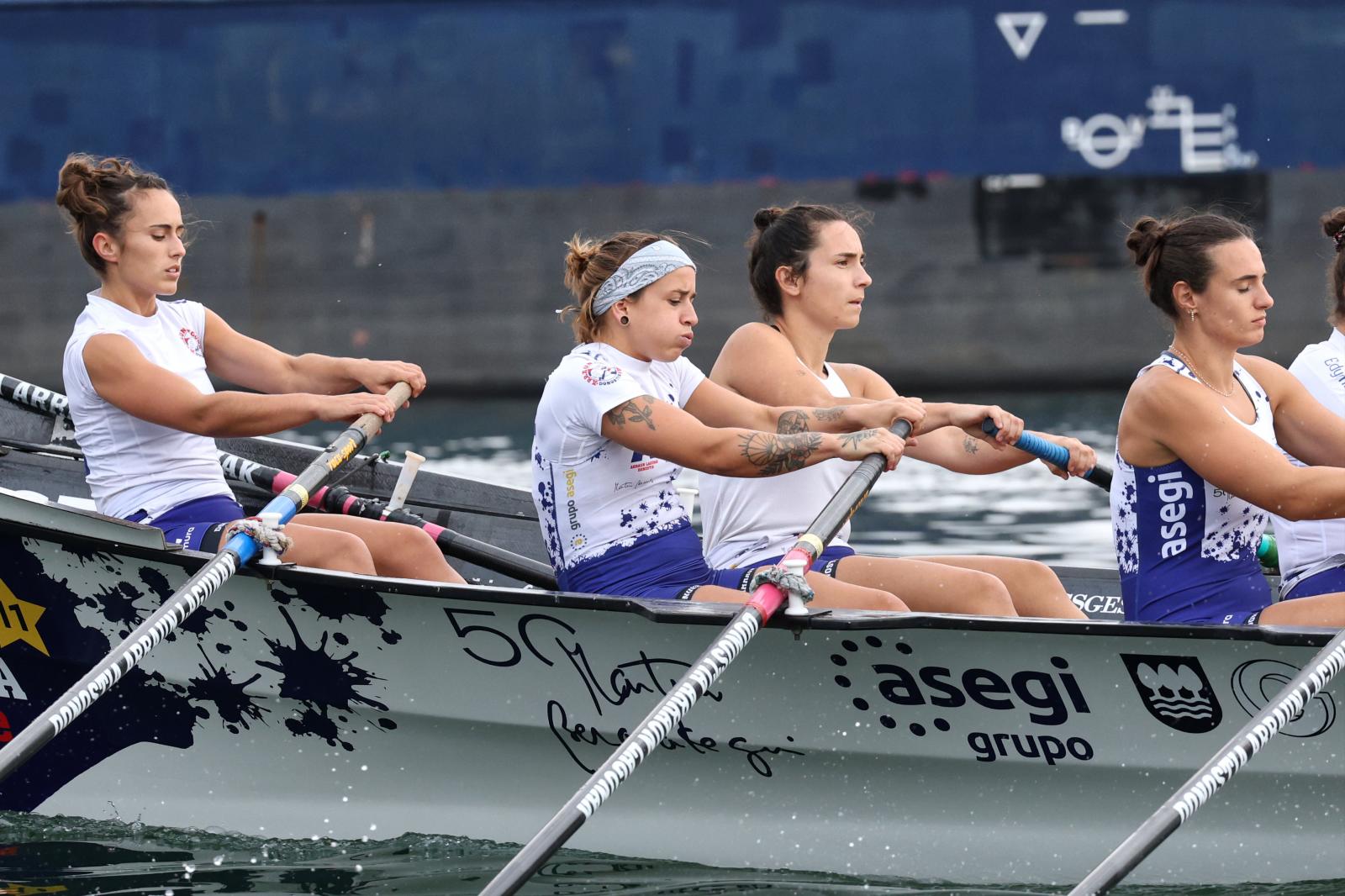Arraun invita a DV a compartir un entrenamiento antes de la regata