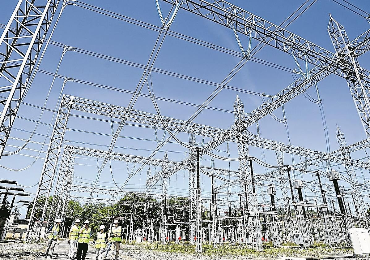 Infraestructura de la subestación eléctrica de alta tensión de Hernani.