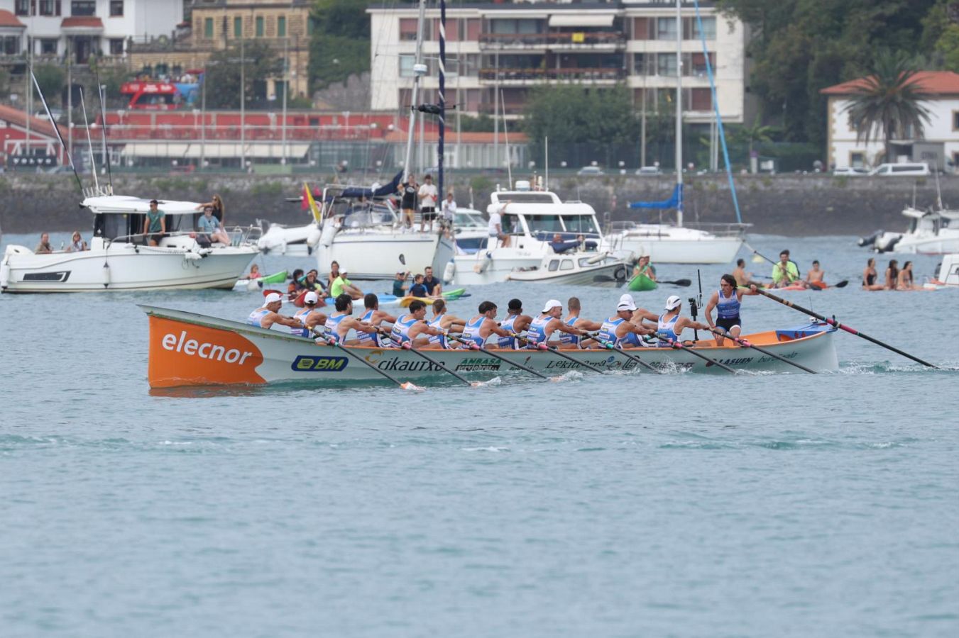 Las imágenes de la regata masculina