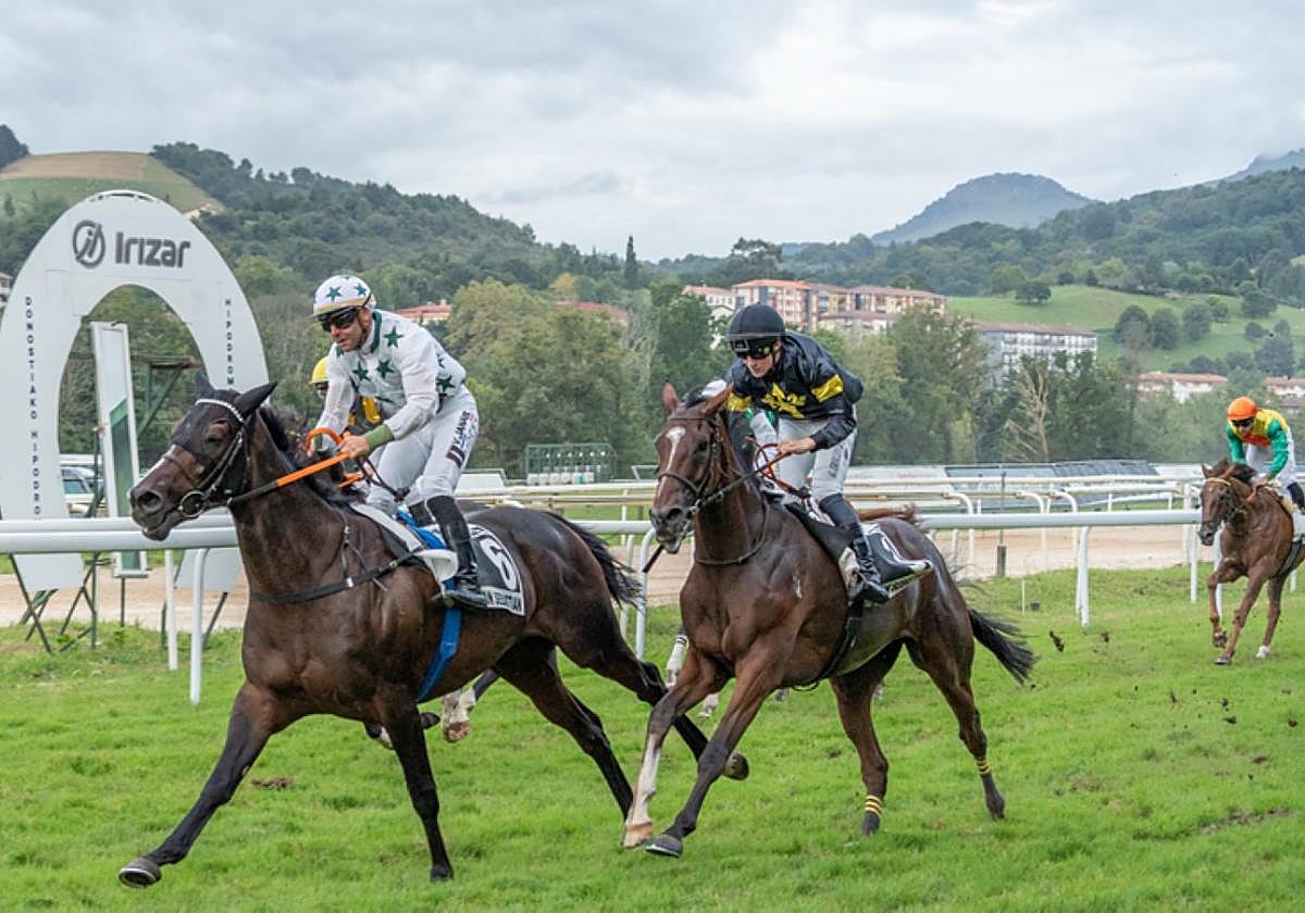 La jornada del pasado domingo, última de la temporada de verano, dejó una gran afluencia de aficionados en el Hipódromo.