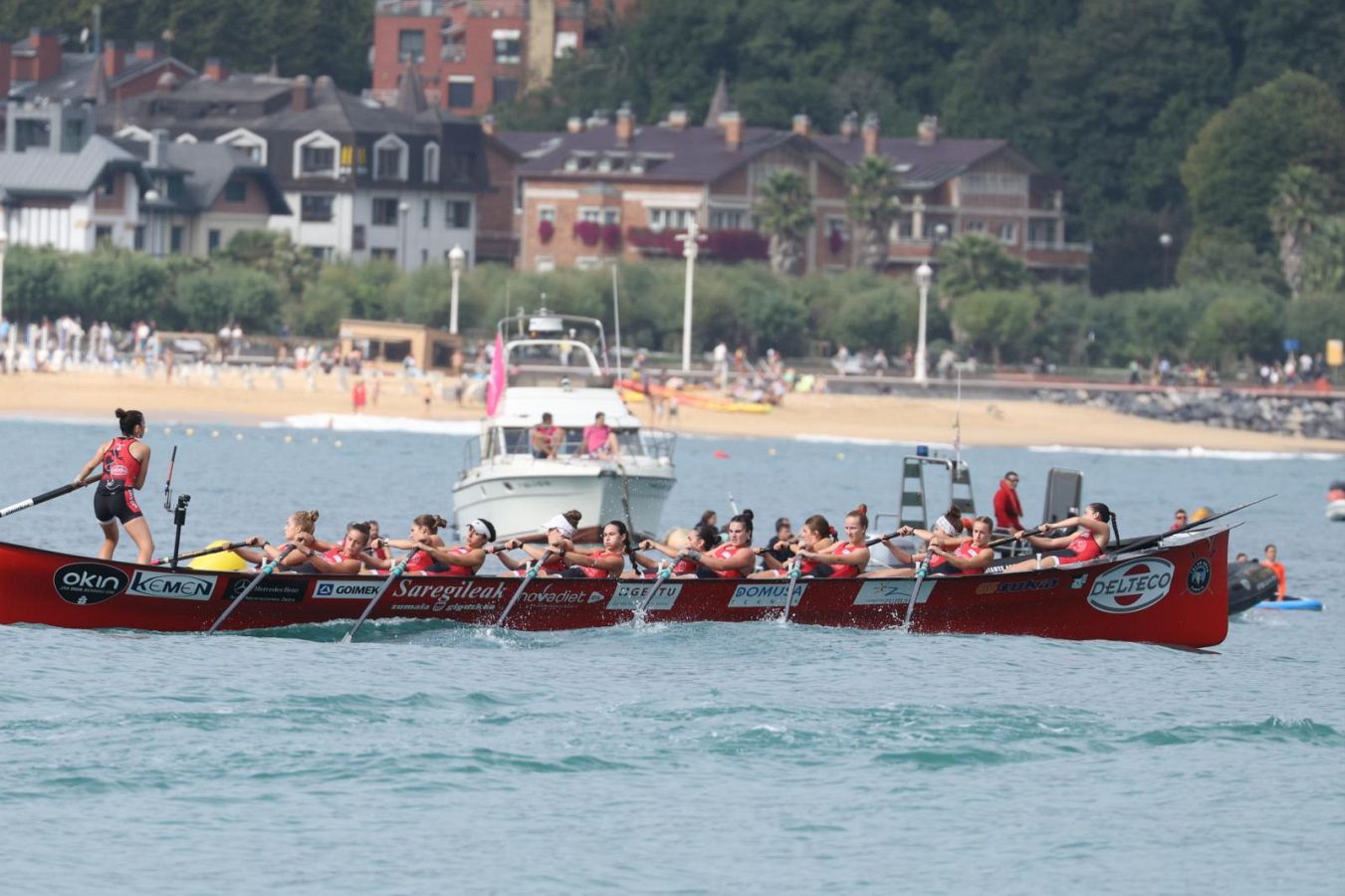 Las imágenes de la regata femenina