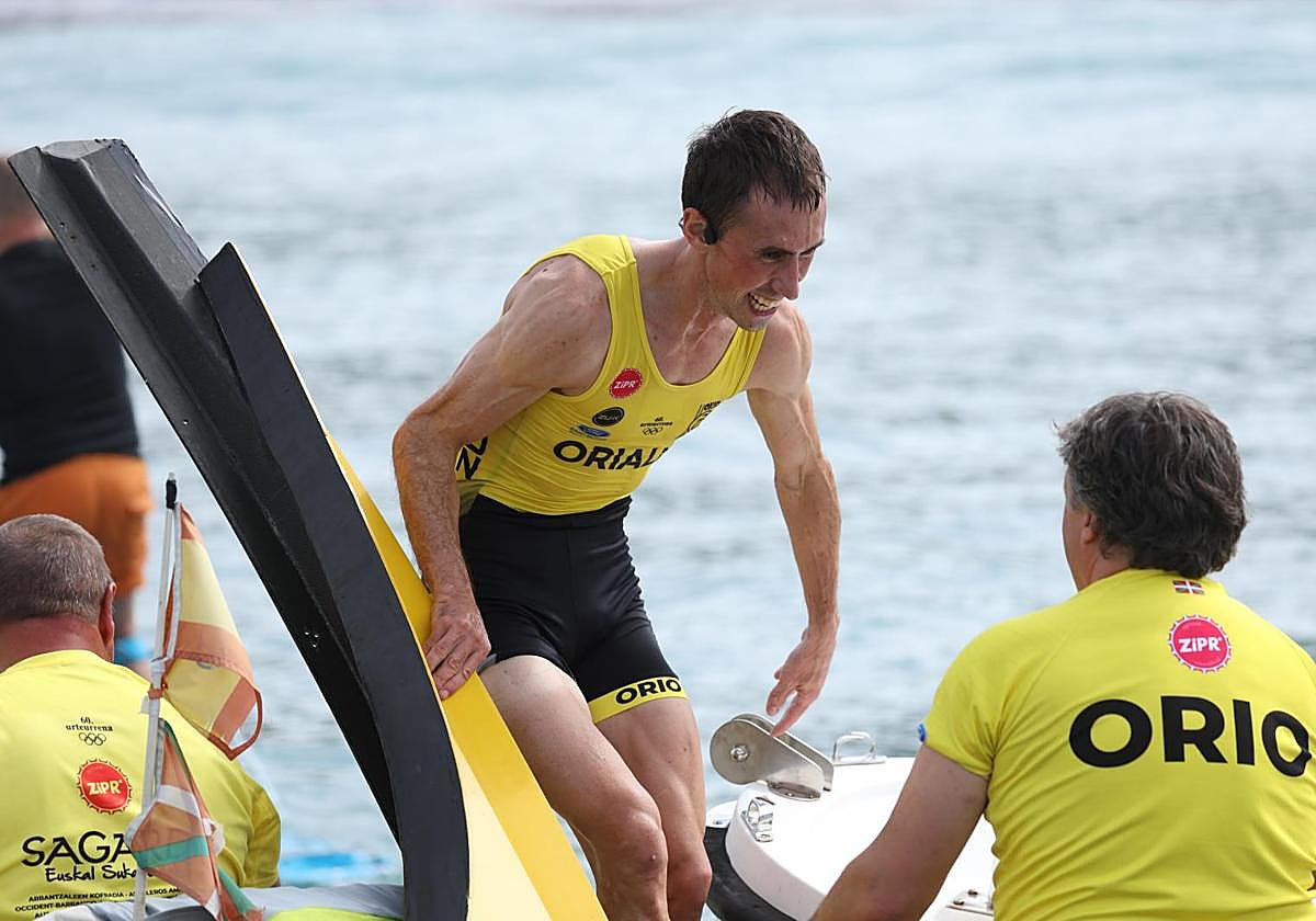 Aranberri celebra su triunfo en La Concha