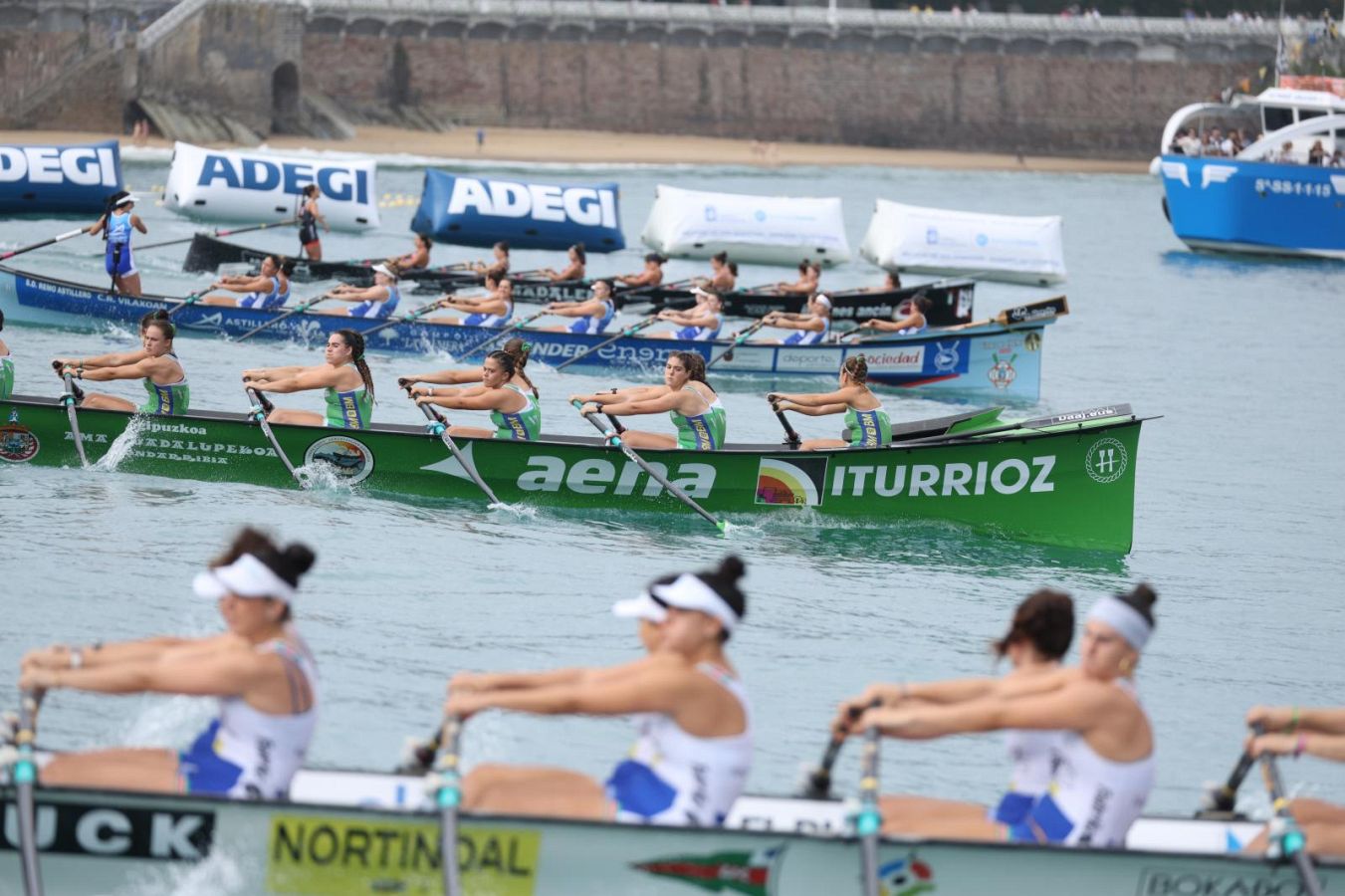 Las imágenes de la regata femenina