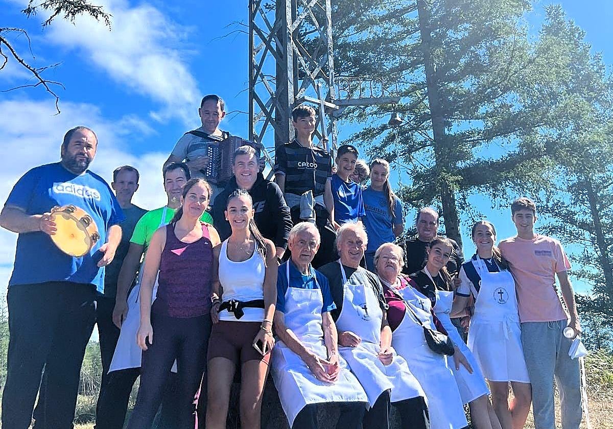 Grupo de voluntarios que hizo posible otro año de romería en Beloki.