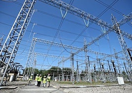 Infraestructura de la subestación eléctrica de alta tensión de Hernani.