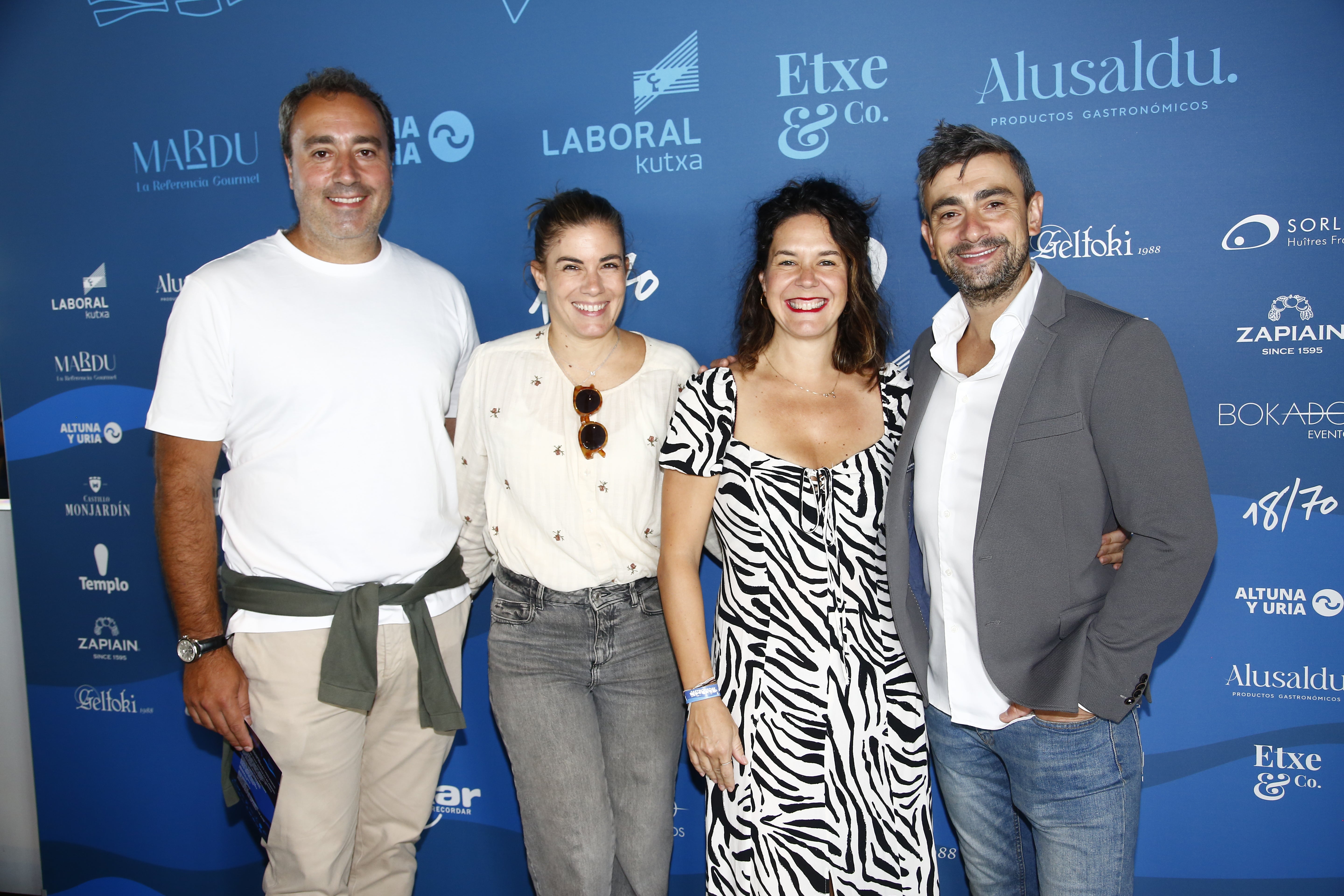 Photocall de la fiesta de DV para disfrutar de la Bandera de La Concha