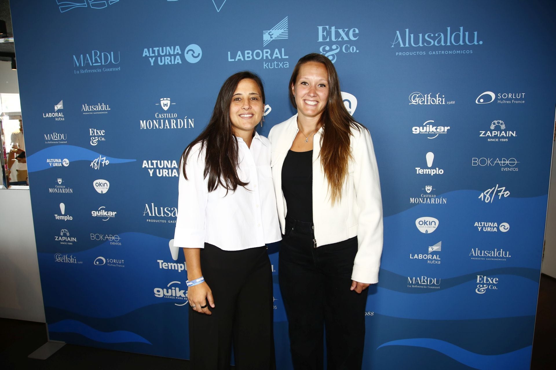 Photocall de la fiesta de DV para disfrutar de la Bandera de La Concha