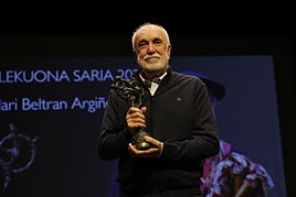 Juan Mari Beltranek jaso zuen 2024ko Manuel Lekuona Saria.