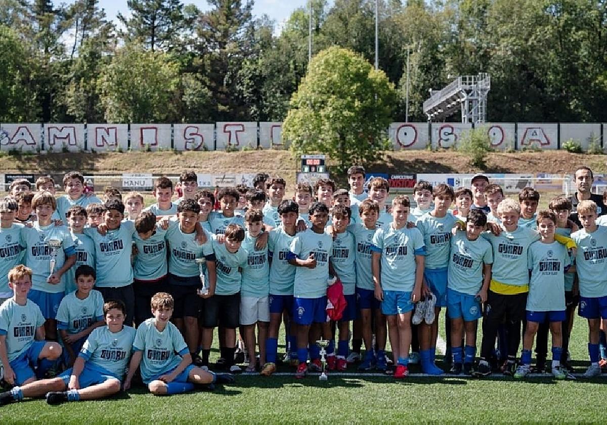 Euskalduna y Mundaiz se hicieron con el Memorial Gurru