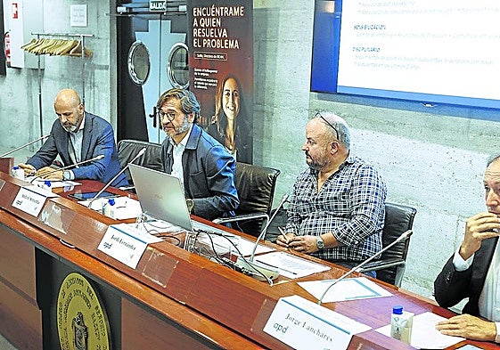 Luis Jiménez, Andoni Armentia, Jordi Fernández y Jorge Lanchares en las jornadas.