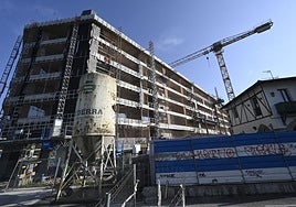 Bloque de viviendas en construción en Ciudad Jardín, uno de los desarrollos en marcha en San Sebastián