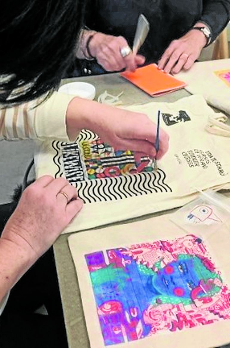 Taller de decoración interior, organizado dentro del programa.