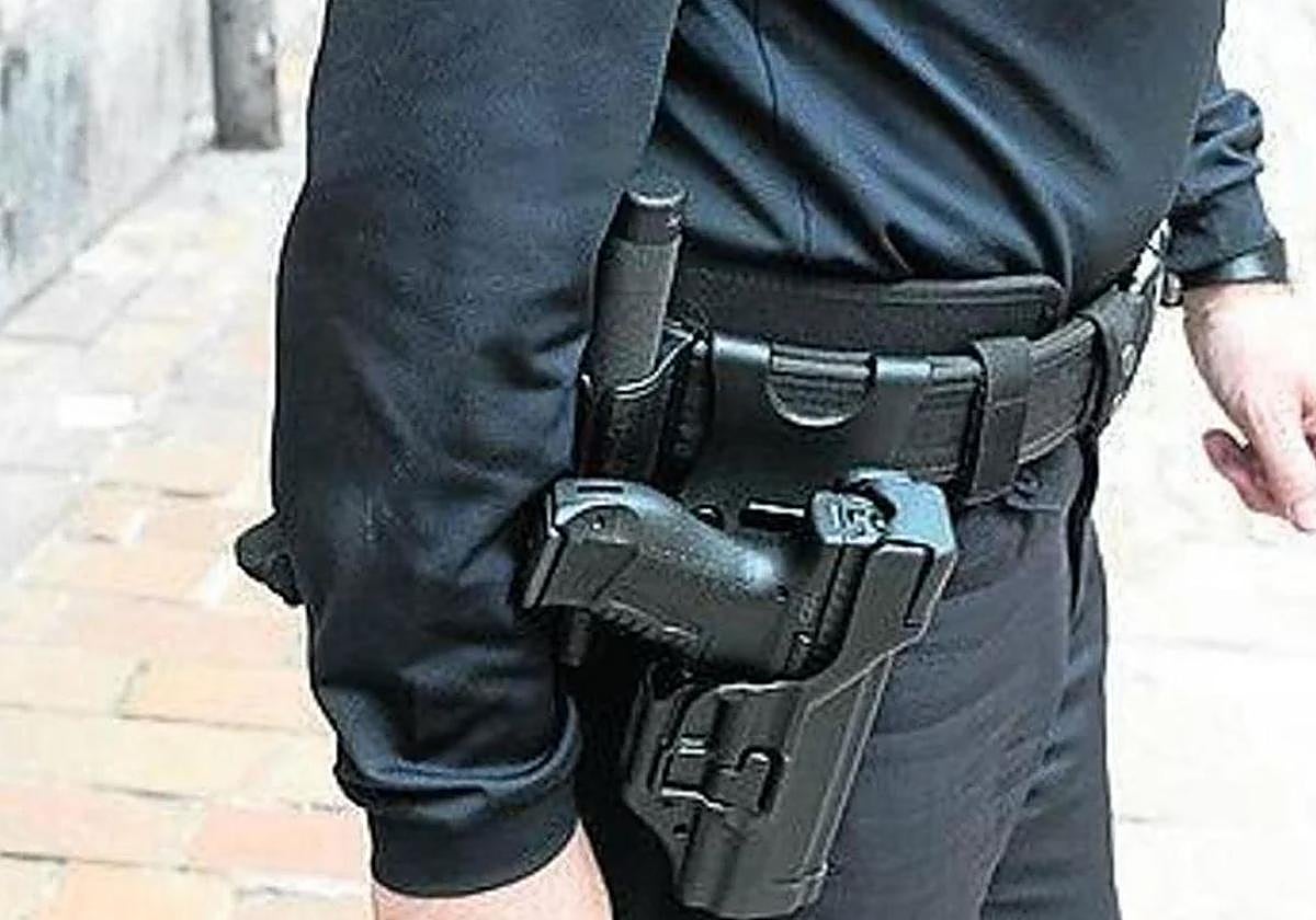 ErNE urge al Ayuntamiento de Bergara a dotar de armas de fuego a la Policía Local