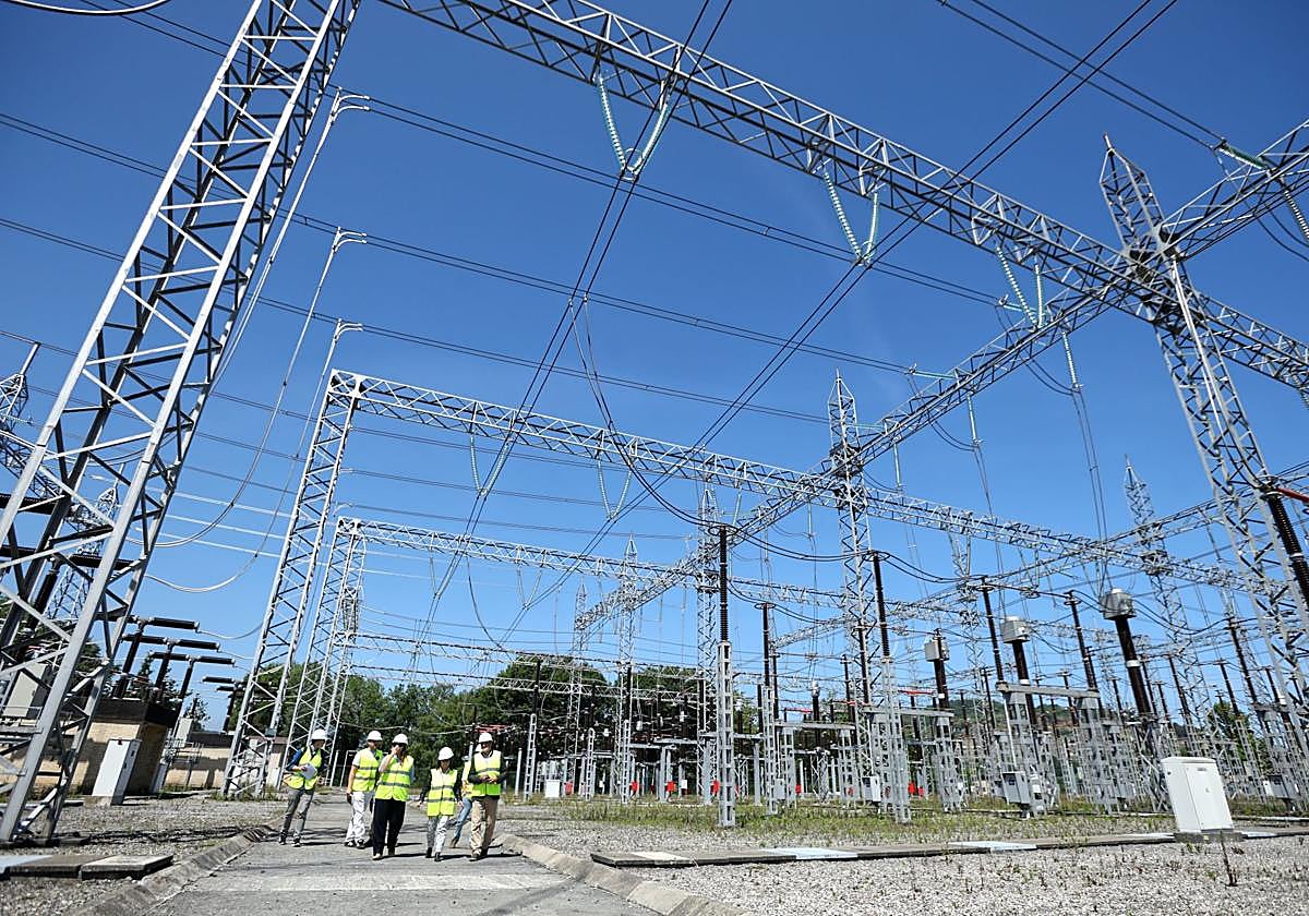 PNV y EH Bildu se atribuyen el mérito del acuerdo de la red eléctrica