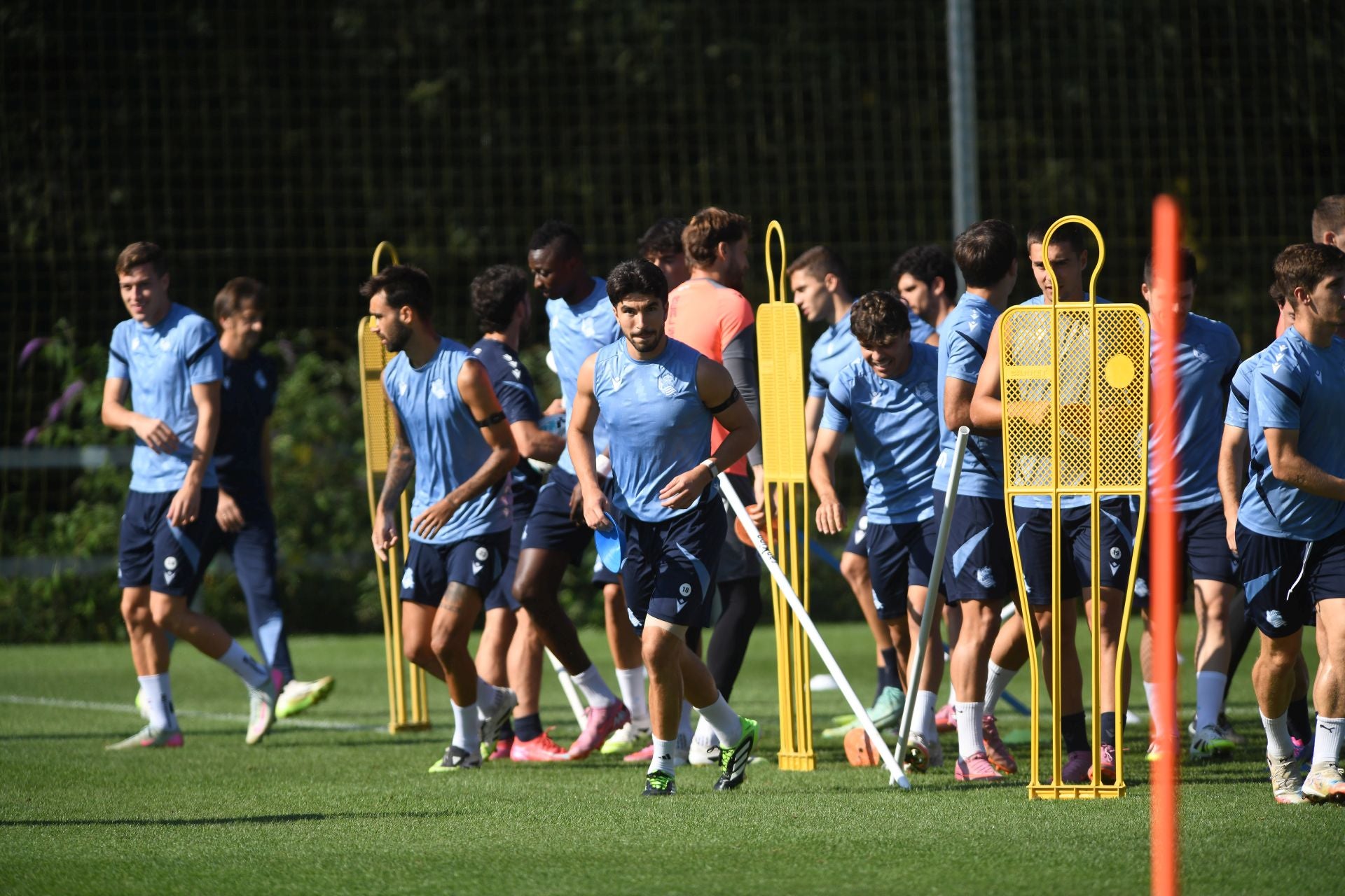 Caluroso último entrenamiento en Zubieta
