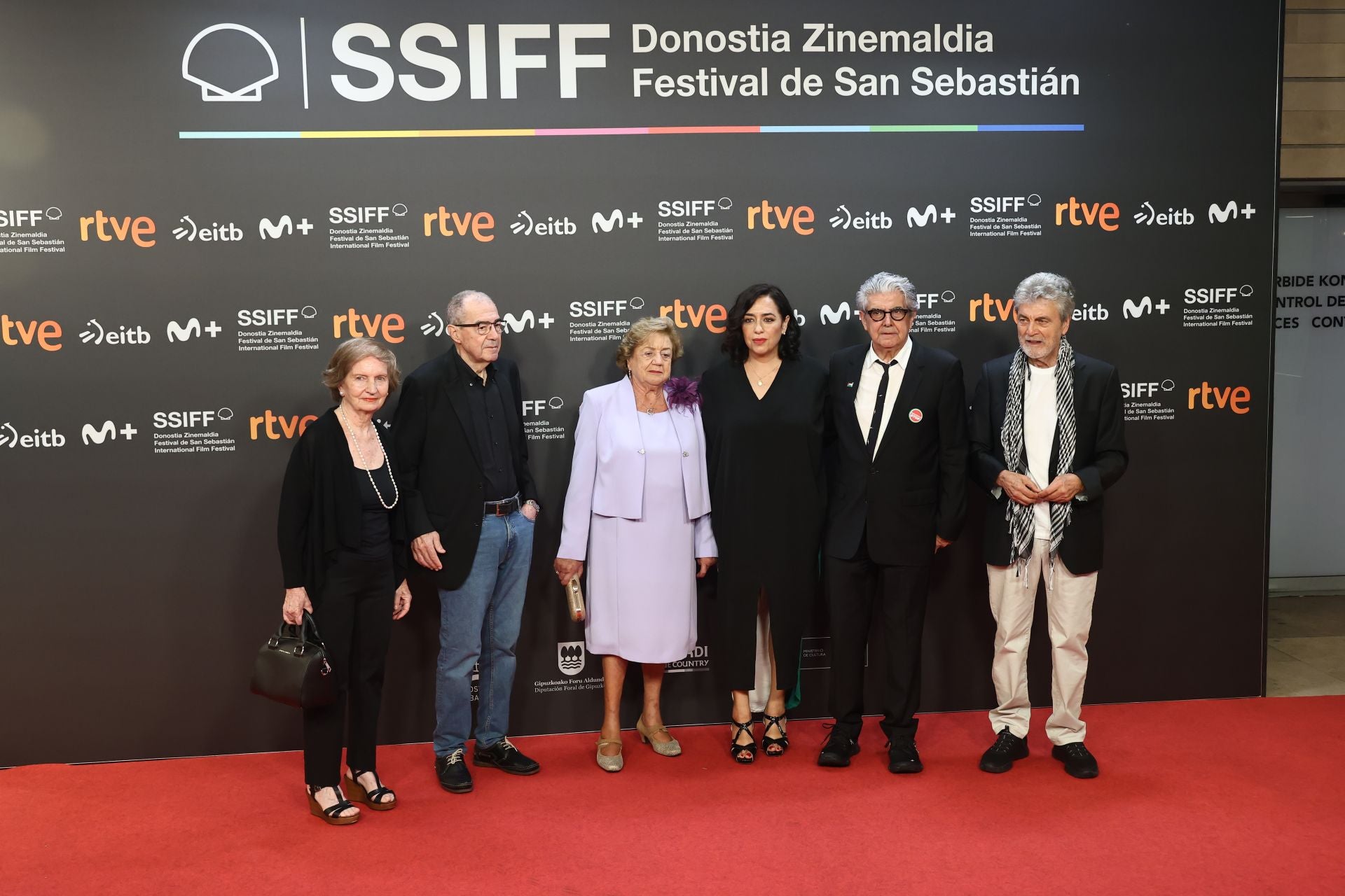 Alfombra roja de la gala inaugural del Zinemaldia